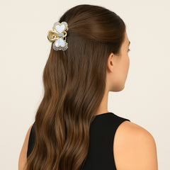 Petite Crystal Luxe Claw Clip – Small Gold Hair Accessory with Rhinestone Detailing