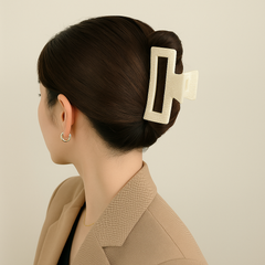 Rectangular Pearl Luxe Claw Clip – Ivory Finish (Large)